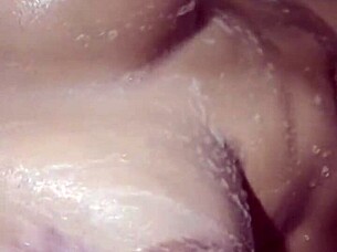 neighbor surprises me in bathroom fucks my big latina ass hard 😈🍑💦