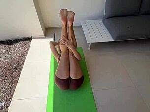 Yoga trainer fucked doggystyle in crowded park daytime thrill