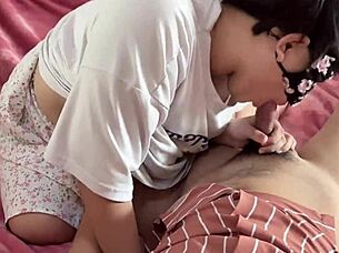 malay babe deepthroats cock like a total bedroom slut