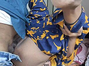 first sexy chat turns to wild hindi fuck audio 😍💦