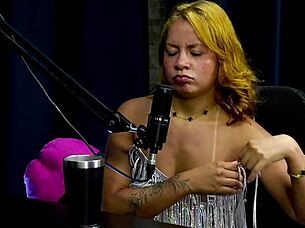 bruna ferrari bares peitos in first gangbang bdsm