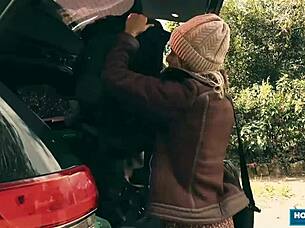 Scarlett Taylor And Naomi Crave Huge Cock Feast