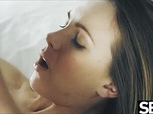 watch this beauty suck cock and ride to multiple creampie orgasms 😍💦