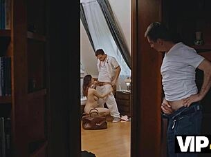 dr kinkerman watches his pregnant wife get pounded 😏