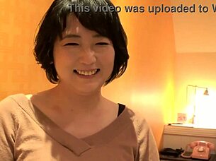 pregnant japanese milf hotel creampie footage