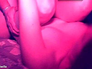 isa spreads legs for swinger friend