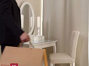 MEGAN GLOCK RICH LADY FUN WITH GUARDS!