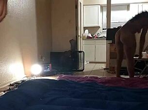 check out this ebony milf's massive thighs and ghetto fat ass shaking