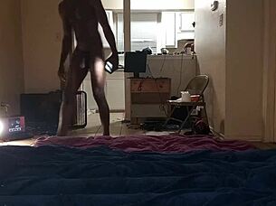 check out this ebony milf's massive thighs and ghetto fat ass shaking