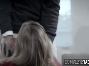 blonde bathes while deepthroating in fetish play