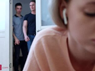 Hanna Rey Takes Double Penetration Doggystyle On Bed