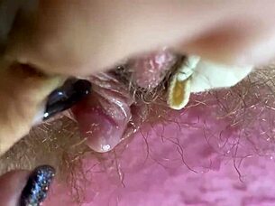 EXTREME CLOSEUP RUBBING HUGE CLIT TO WET PUSSY ORGASM!