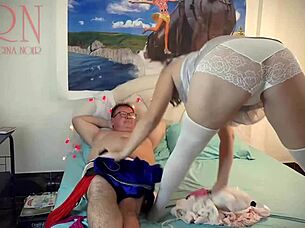 MAID IN STOCKINGS GIVES AMAZING BLOWJOB AND CUM ON PUSSY!