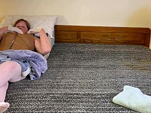 granny carmen deepthroats cock norwegian style closeup blow