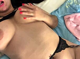 first time fingering sounds so wet 😍💦
