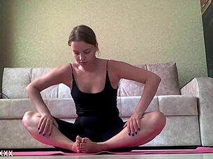 starting my morning yoga pussy pleasure routine