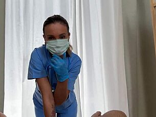 Patient's wet dreams turn into quick doctor pounding
