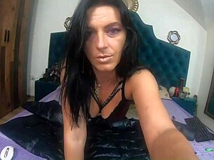 caught curvy wife masturbating begs for hard impotent-free pounding