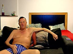 gigi's trans ass worshipped in live gay casting fuck with dave