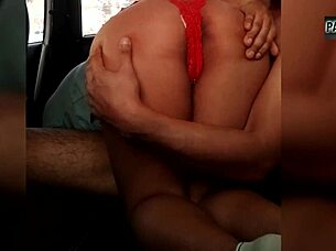 no cash for taxi so i let driver fuck me hard in car quickie