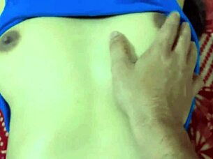 desi babe enjoys tight pussy pounding session