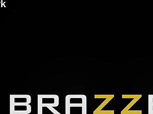 no cash needed! angie lynx takes cock for hardcore fun!