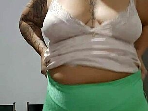 I'm Heading To The Gym To Flash And Tease All The Hot Macho Guys Watching Me!