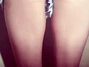 Quick Jeans Fuck Petite Curvy Wife Ass Shake