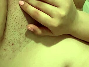 thick teen babe gropes big natural tits for daddy 😘🍑