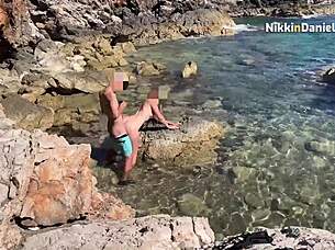 met sexy beach blonde, her gorgeous ass led to lagoon pov pounding 😍🌊
