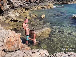 met sexy beach blonde, her gorgeous ass led to lagoon pov pounding 😍🌊