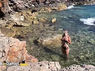 met sexy beach blonde, her gorgeous ass led to lagoon pov pounding 😍🌊