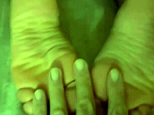 i adore my girlfriend's perfect little feet!