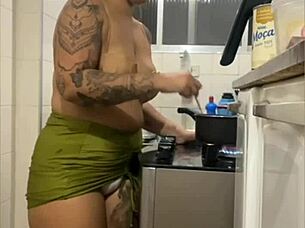 wanna see my swollen pussy flash live in the kitchen mini skirt?