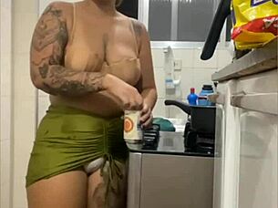 wanna see my swollen pussy flash live in the kitchen mini skirt?