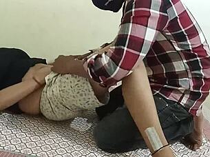 Desi big ass indian girl craves bbc boyfriend's xxx pounding