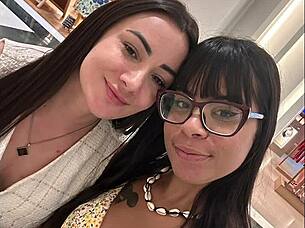 brazilian latina amateurs flash in store dressing room