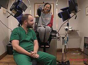 spread those cheeks for your tampa uni entrance exam, kalani luana...