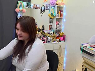 curvy bbw milf backstage dirty talk jerk off with homemade toys!
