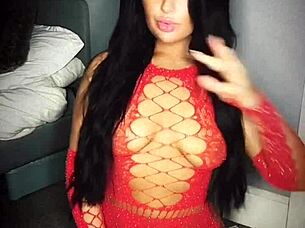 horny british coed masturbates to squirting orgasm on webcam