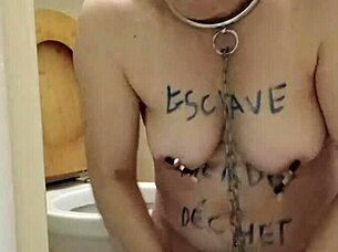 imagine this slave whore licking filthy toilets in 2025 😏🚽