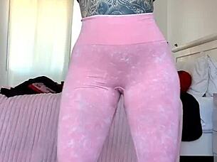 Melody Radford's sheer gym leggings tease perfectly