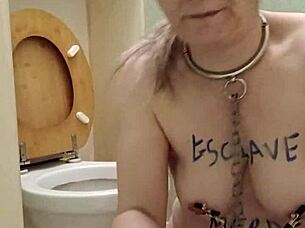 imagine this slave whore licking filthy toilets in 2025 😏🚽