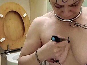 imagine this slave whore licking filthy toilets in 2025 😏🚽