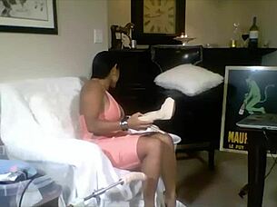 hey maxine, ride that sybian dildo machine for intense solo vibes