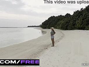 Hey marina, why'd you lose control and soak those tight jeans outdoors?