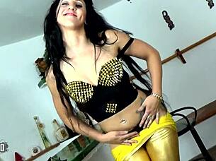 watch pretty tattoo brunette betty foxxx strip on bar