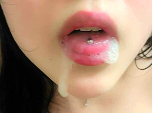 japanese college babe loves blowjobs anal lick and cum in mouth