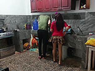 hey my perverted neighbor flashes her huge curvy ass while he's right there watching the kinky homemade show