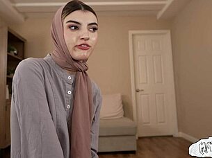 Hijab Princess Deepthroats Huge Cock for Daddy's Cum